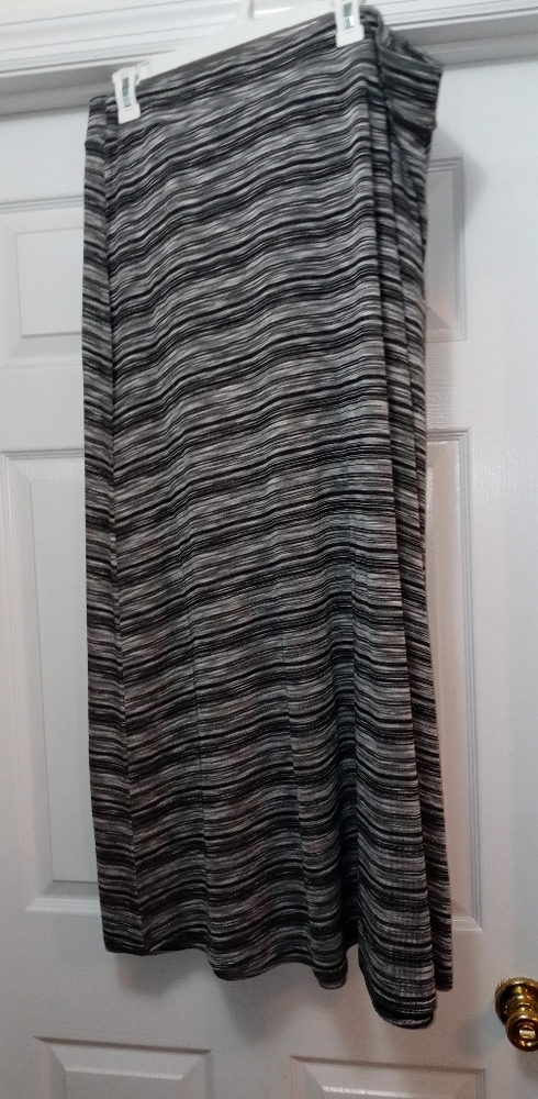 Cato xl gray striped skirt